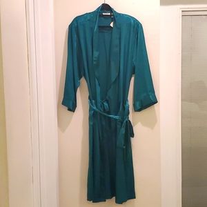 🆕️Vintage Victoria Secret Robe